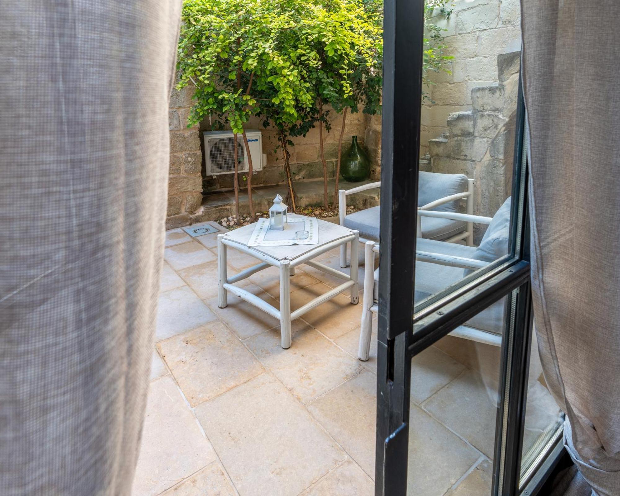 La Dimora Delle Grazie Bed & Breakfast San Cesario di Lecce Exterior photo